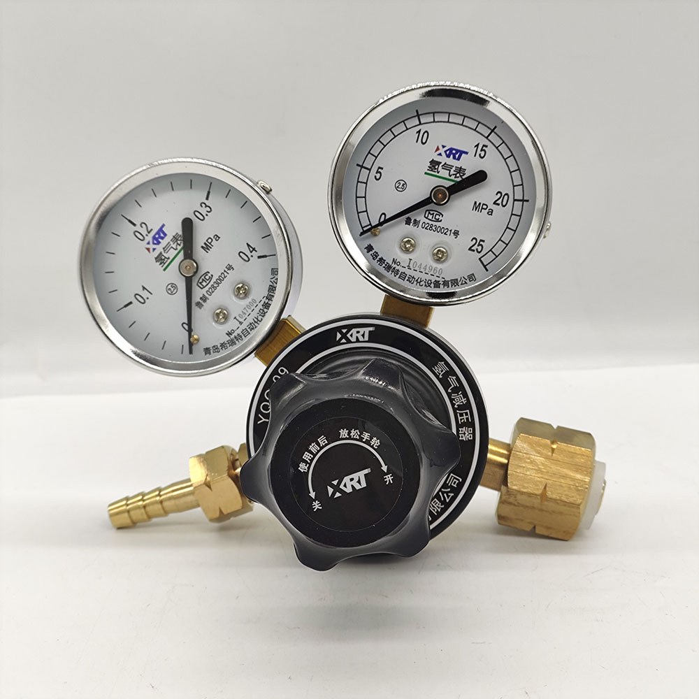 氫氣減壓器YQQ-09，0.4x25mpa.jpg