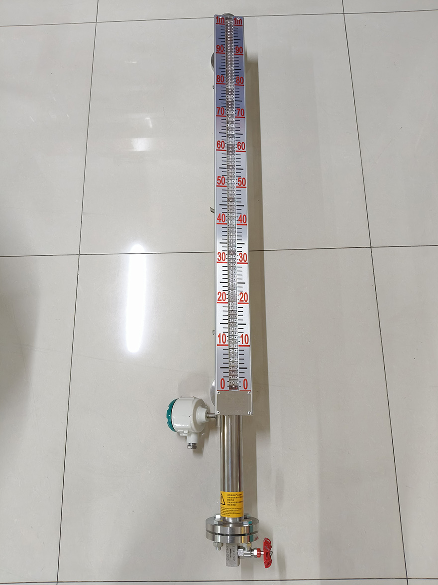 上海銘曼防爆磁翻板液位計(jì)，DN20凹面法蘭，200℃，密度0.76g.cm3，1米.jpg