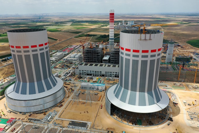 圖片3國電雙維電廠新建工程一期兩座百萬機組鋼結(jié)構(gòu)間冷塔順利完工 - 副本.jpg